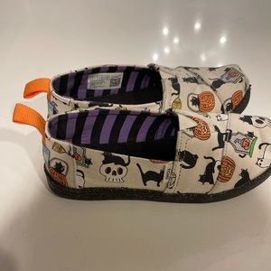 TOMs - kids glow in dark Halloween shoe